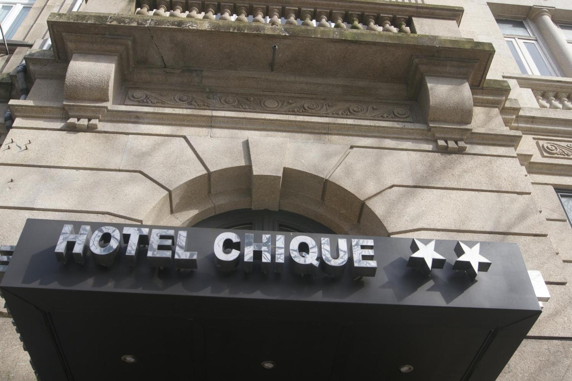 Hotel Chique Aliados Porto Exterior photo
